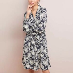 Anthropologie conversations Collqual Navy blue and white face print shirt dress